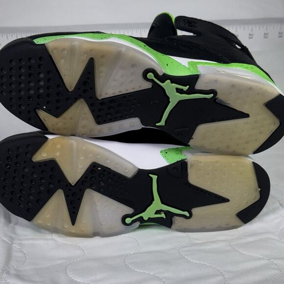 Nike Air Jordan 6 Retro GS Electric Green Black DM1685-003 Boys Size 6.5Y. 2021
